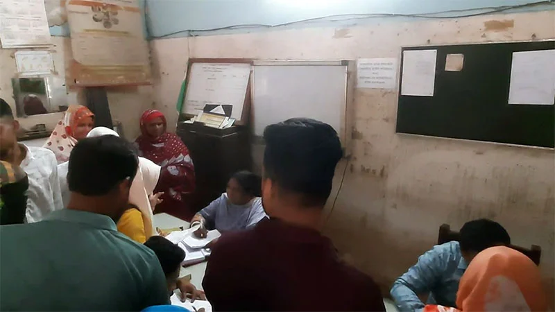 যশোরে ফুচকা খেয়ে অসুস্থ অর্ধশতাধিক